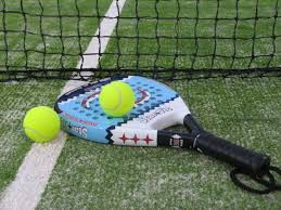 CAMPUS DE PADEL  E INTENSIVOS 